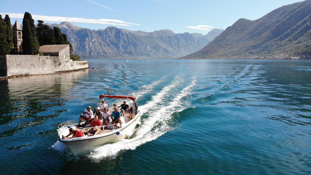 montenegro-boka-bay-tour-by-boat(1)