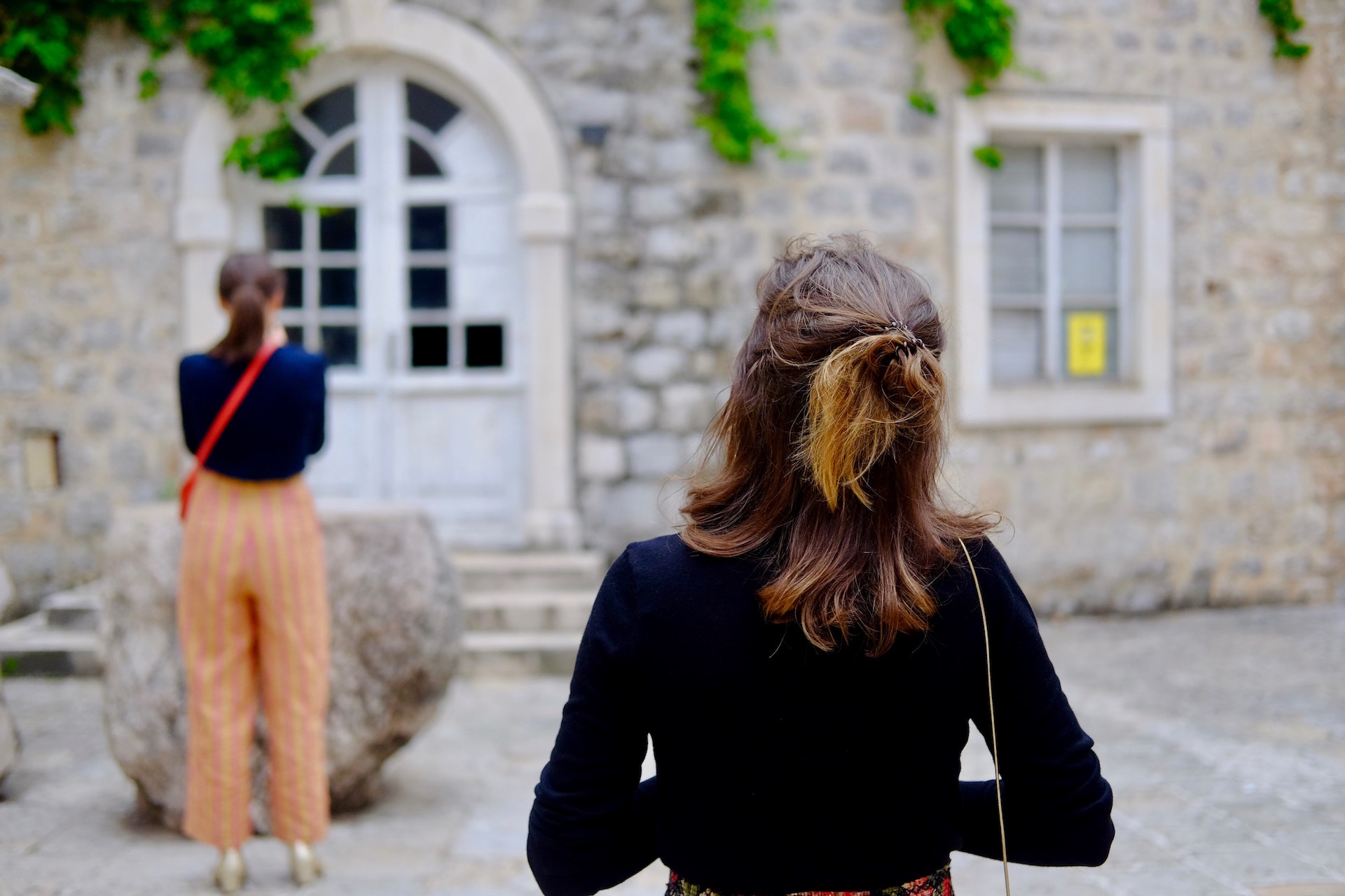 Private tours are custom designed so that you can learn a lot about the history of small towns such as Kotor, Perast, Budva and Cetinje in a short amount of time. Having a local tour guide brings additional value to this tour as you can experience true local lifestyle and get local perspective on various topics.