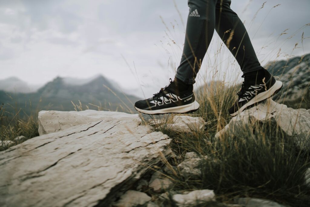 hiking Durmitor, man, sneakers, tracksuit, rocks, mountains